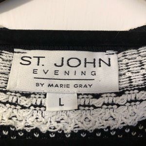 St John button front tunic style top.